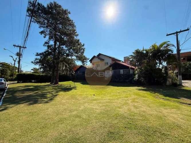 Terreno à Venda no Condomínio Vereda Tropical Cachoeira do Bom Jesus | 425m² de Esquina,