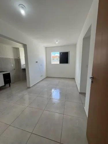 Alugo Apartamento no Plaza Santa Lúcia 