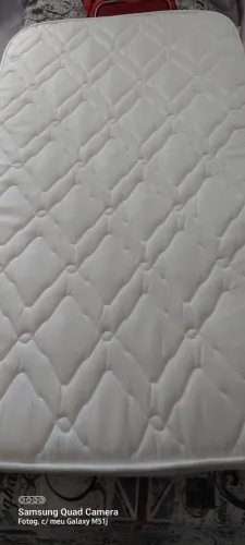 Colchão branco de berço 1,30 X 70 cm