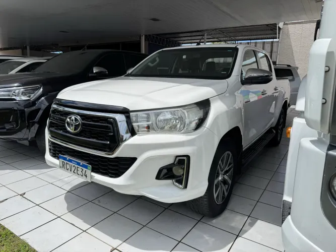 Toyota Hilux CD SRV 4X4 2.8 TDI Diesel Aut. 2020