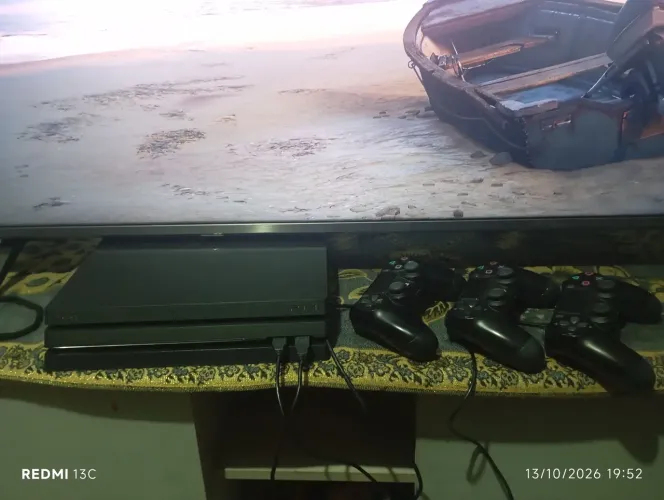 Playstation 4 pro 1 tb