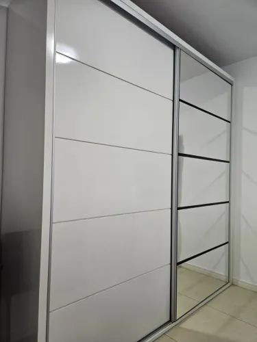 Barbada - Guarda Roupa Casal de 2 Portas DALLA COSTA 100% MDF