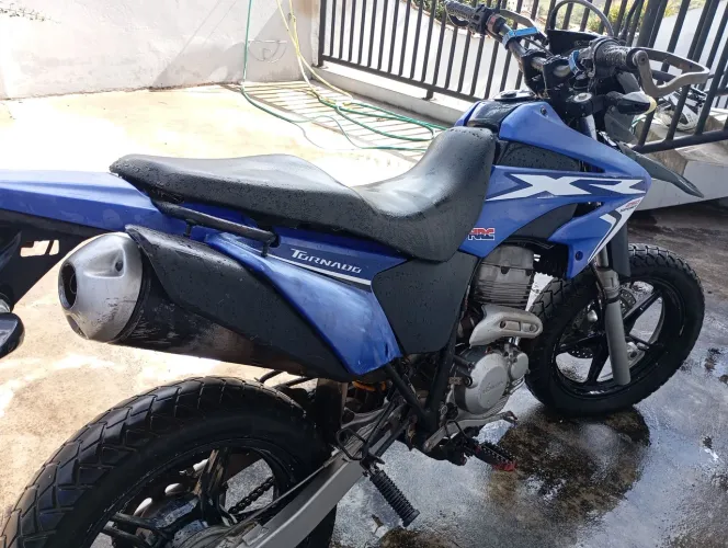 Tornado Motard