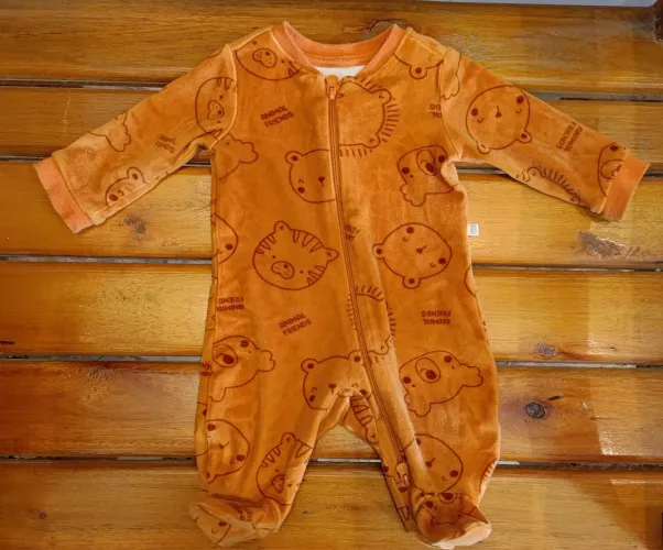 macacão teddy boom fleece marrom p