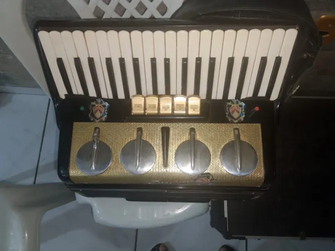 J G Acordeon