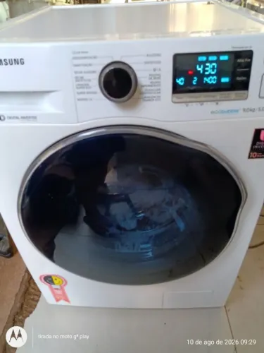 Máquina lava e seca Samsung funcionando