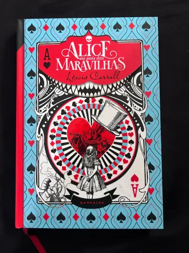 A Alice no país das maravilhas (Levis Carroll) darkside