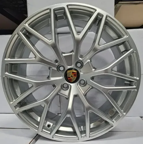 Rodas Porsche aro 17 4x100 (Novas) + 195/40R17 Forceland (Semi-novos) - R$ 4.690,00
