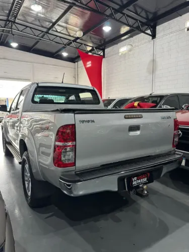Toyota Hilux CD D4-d 4X4 3.0 TDI Dies. Mec. 2014