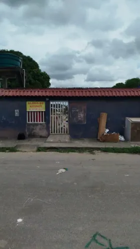 VENDE-SE 2 VILAS DE KITINETES CIDADE DE DEUS E NOVO ALEIXO