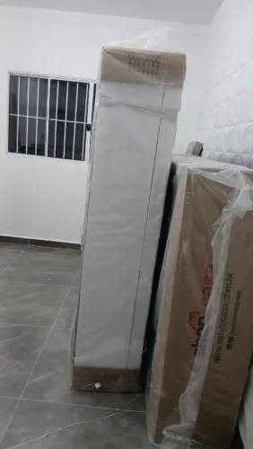 Box casal baú novo no plástico comprei mas não passou na porta de casa