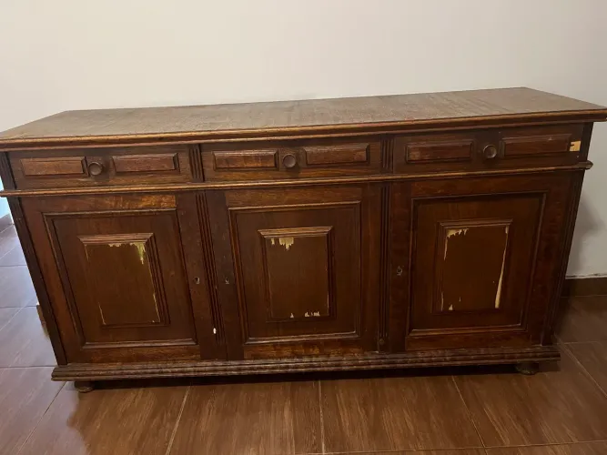 Buffet / Aparador Antigo em Madeira Maciça - Vintage (aprox. 60 anos)
