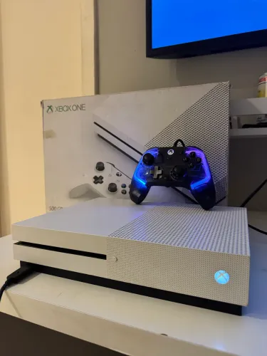 Xbox One S
