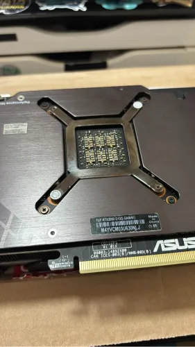 Placa de video tuf gaming