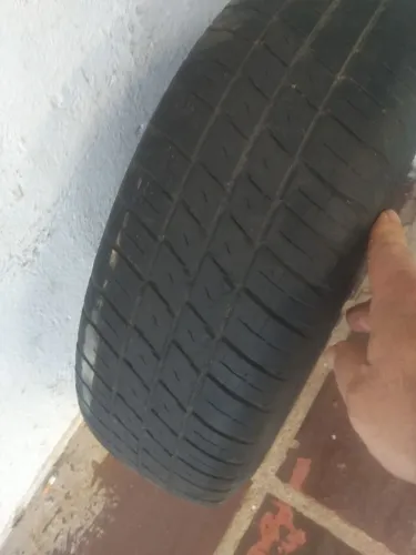 Roda 13 com pneu meia vida