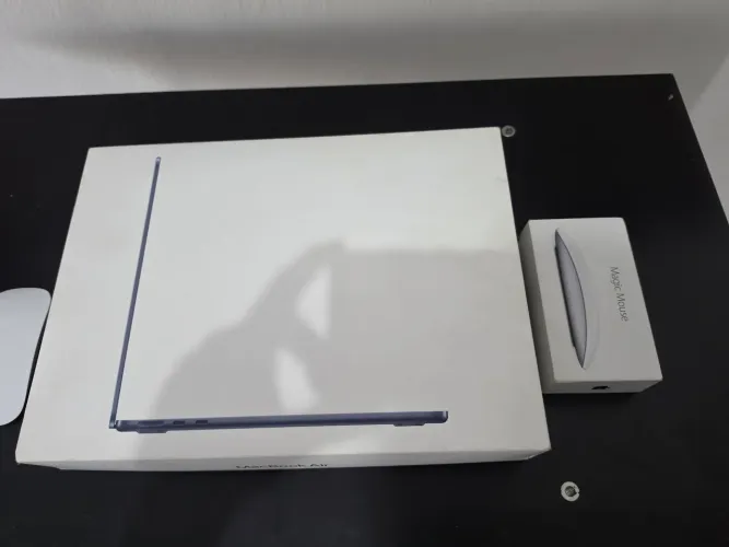 Macbook air M4, 16 de ram, 256 ssd. Bateria em 100%. 