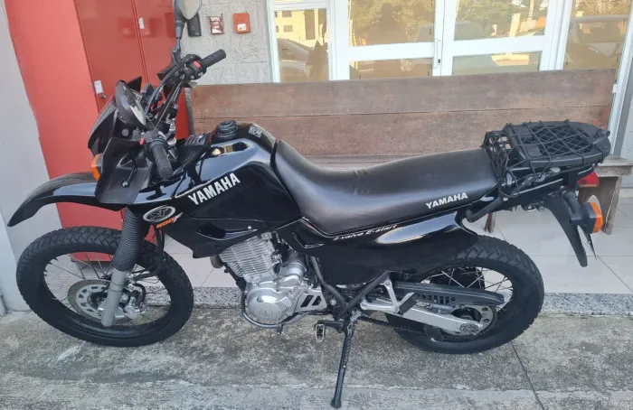 Yamaha XT 600E Impecável
