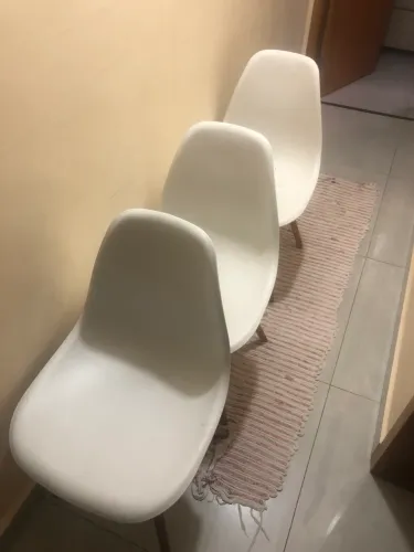 Vendo 3 cadeiras lindas em ótimo estado!