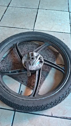 17 liga leve pneu e câmera 120 reais
