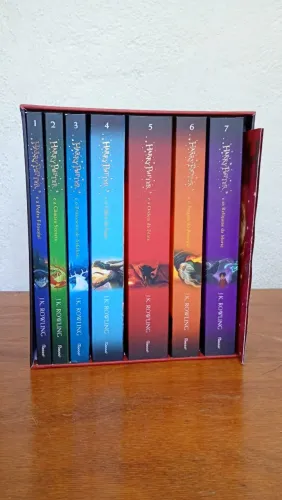 Box Saga Harry Potter Edição Britânica C/ Poster