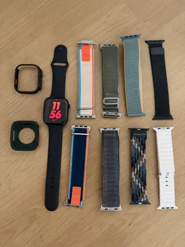APPLE WATCH SERIES 11 (GPS) - IMPECÁVEL + 8 PULSEIRAS + 2 PROTETORES
