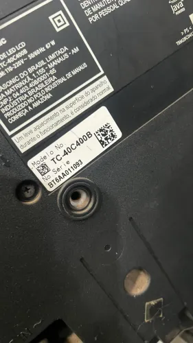 Vendo tv 40 polegadas ( não é smart) 