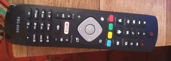 Vendo tv smart 32 ou troco por som automotivo