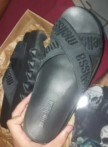 VENDO MELISSA CROSSER-LOVER (NOVA) USADA APENAS 2x
