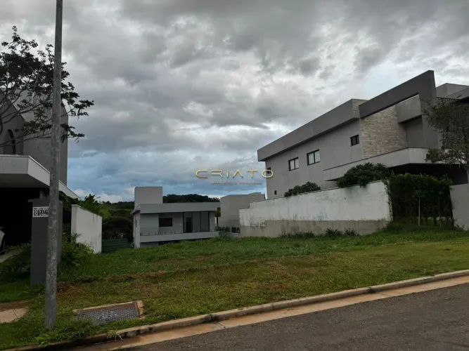 Lote no Condomínio Terras Alphaville