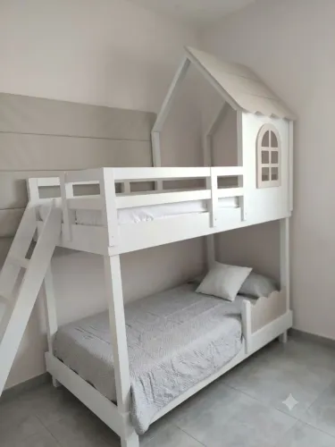 Beliche infantil de casinha