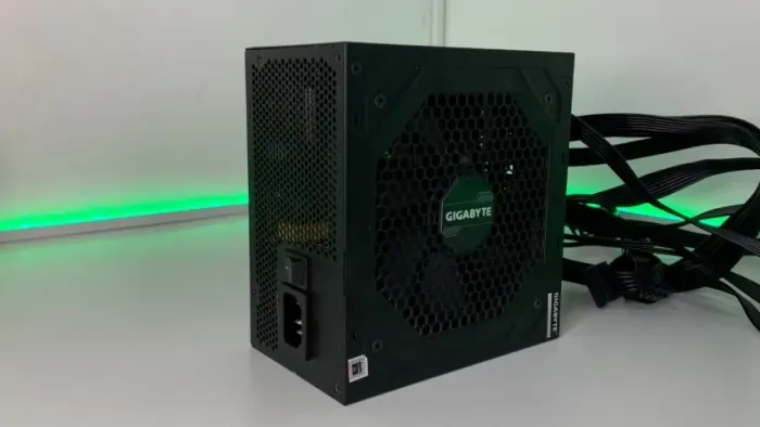 FONTE GIGABYTE 850W FULL MODULAR