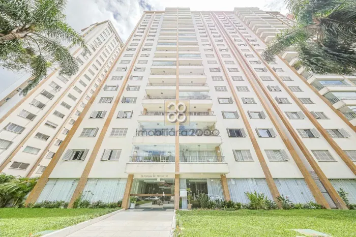 Apartamento - , - Centro Cívico - Curitiba PR