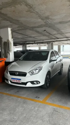 Fiat Grand Siena Essence 1.6 Flex 16V 2016