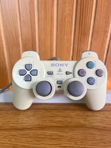 CONTROLE DE PS1 com analógicos