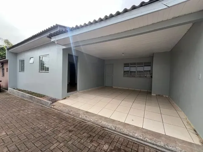 Casa em Condomínio com 2 Quarto(s) e 1 banheiro(s) para Alugar, 70 m² por R$ 1750 / Mês
