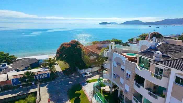 Apartamento com Vista para o Mar na Praia de Canasvieiras | Florianópolis/SC