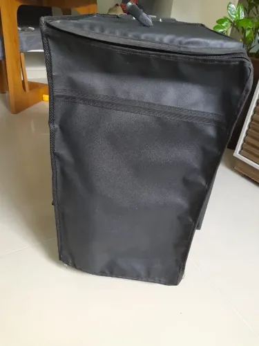 Organizador com gaveteiro.