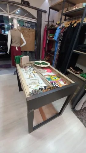 Vitrine Acessórios