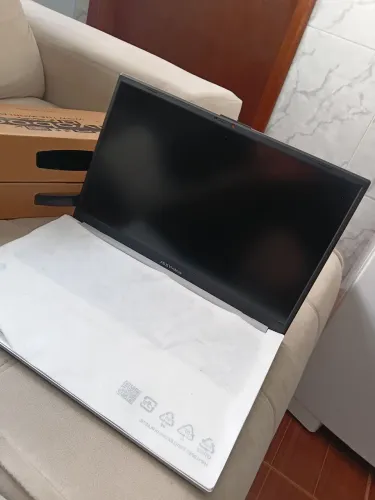 Notebook ASUS VivoBook Go 15 - Intel Core i3-N305 + Kit Gamer Completo