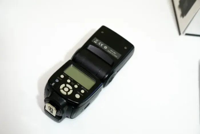 Flash yn565exiii CANON