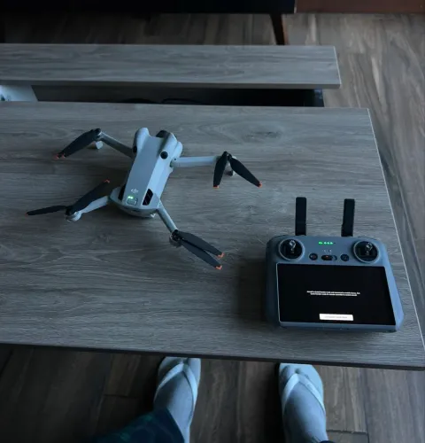 Vendo drone DJI mini 4 pro estado de novo 
