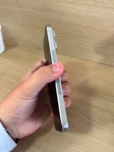 IPHONE 15 PRO MAX 256g