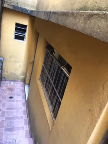 Vende-se imóvel com 02 casas