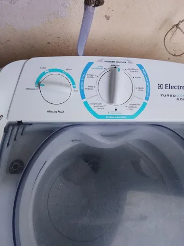 Vendo máquina de lavar roupas