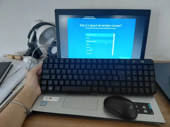 Kit Notebook Lenovo IdeaPad 330 intel core i3 + teclado e mouse Multi sem fio +carregador