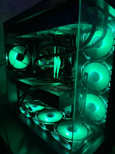 Pc Gamer Rtx 5070ti + Ryzen 7 9800x3d