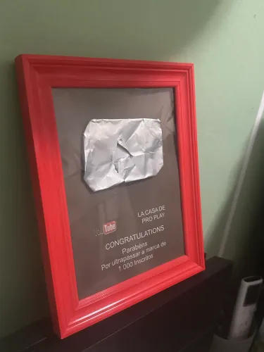 Placa do YouTube Caseira 