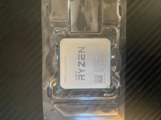 Processador Ryzen 5 2400g com cooler