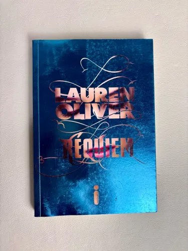 Livro Réquiem Lauren Oliver
