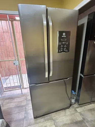 Geladeira 3 portas Electrolux 